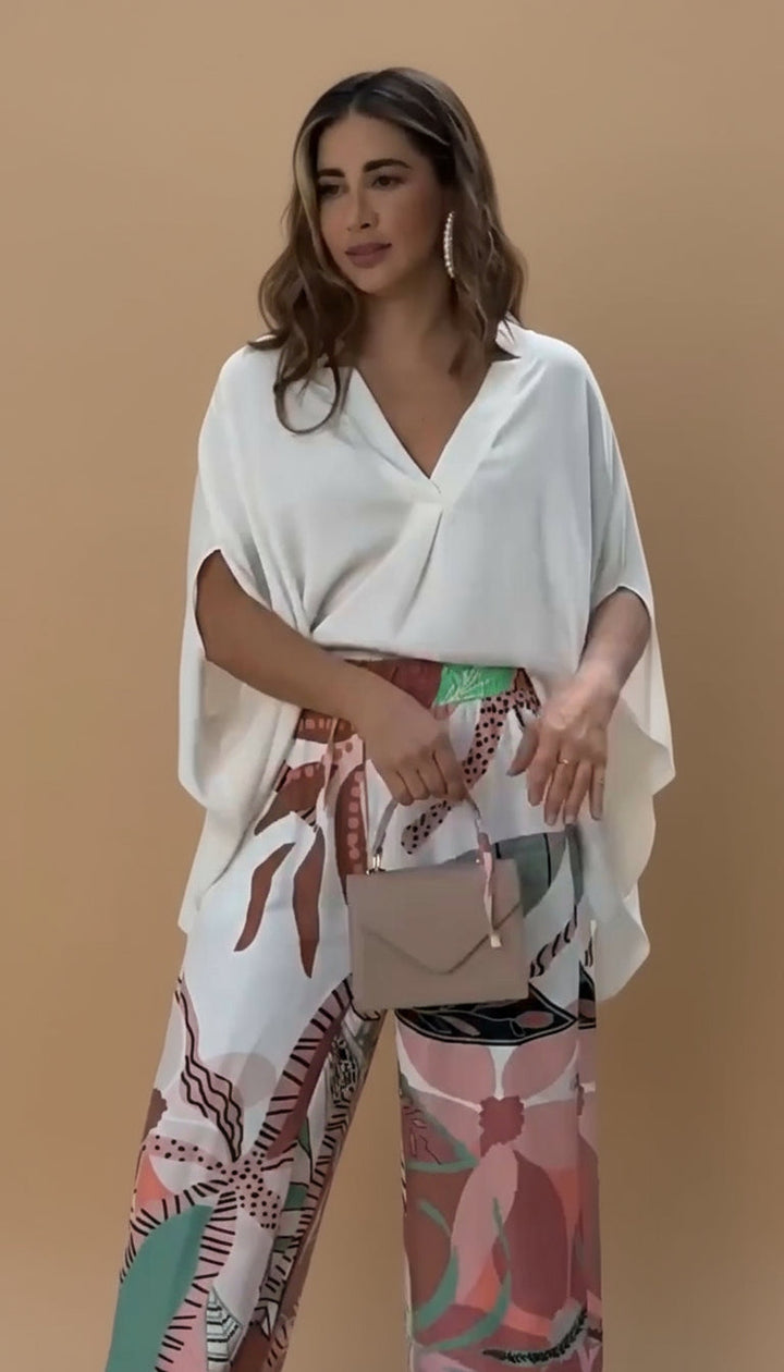 Conjunto Eleganza Tropical - Blusa fluida + pantalone stampato