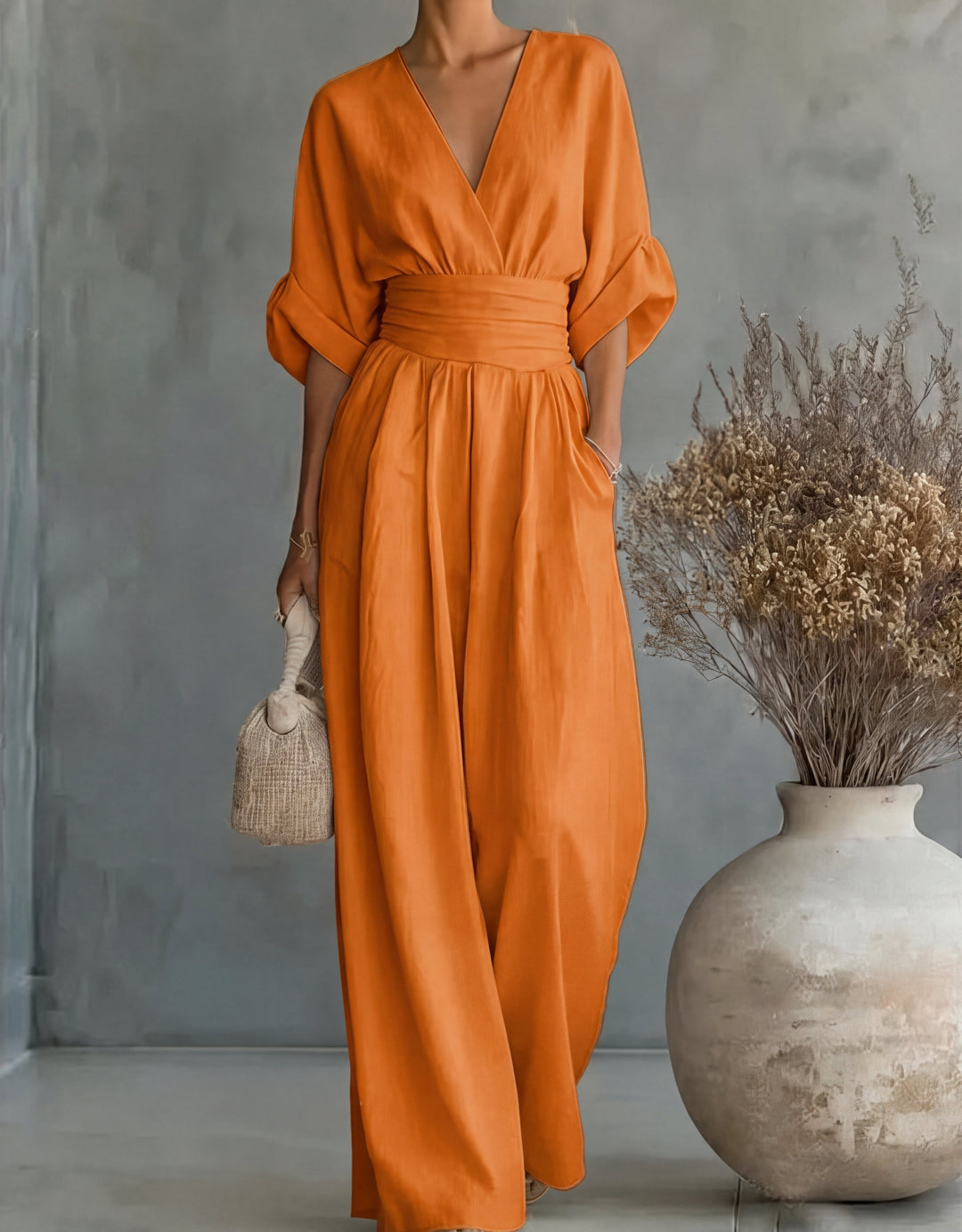 Daniela™ - Mono elegante con scollatura a V e gamba larga