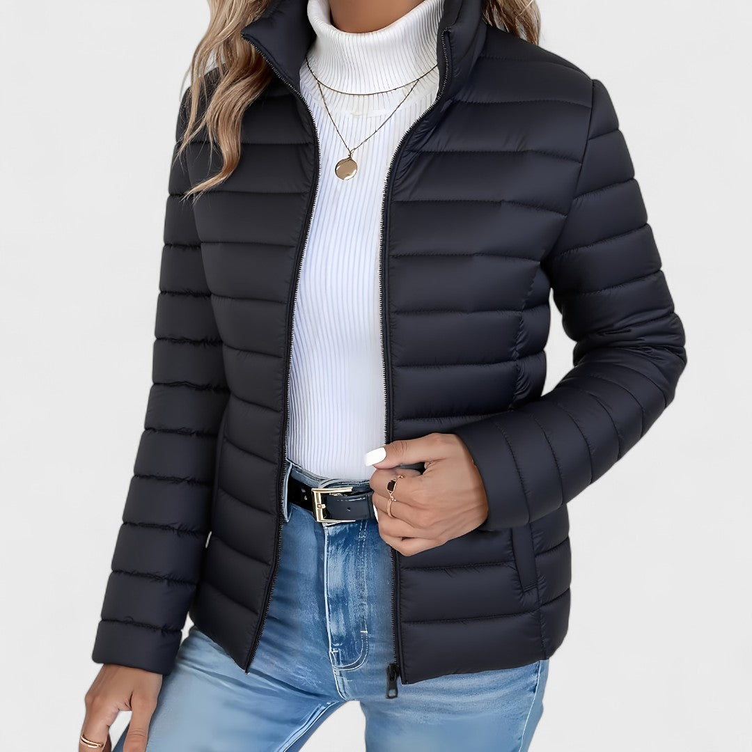 Philipa - Elegante giacca lunga con collo alto